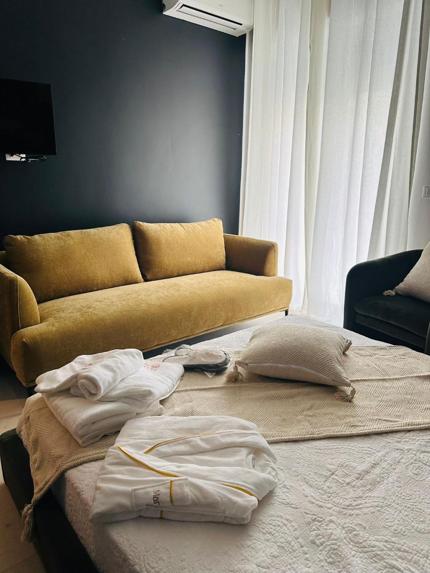 Mandarin Apulia 19 B&B บารี ภายนอก รูปภาพ