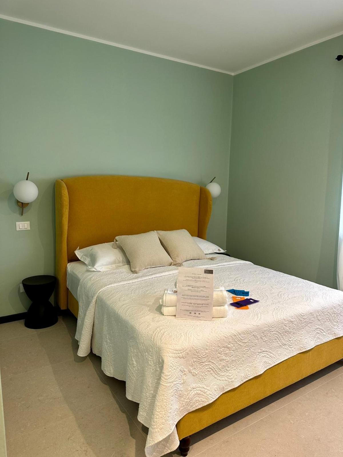 Mandarin Apulia 19 B&B บารี ภายนอก รูปภาพ